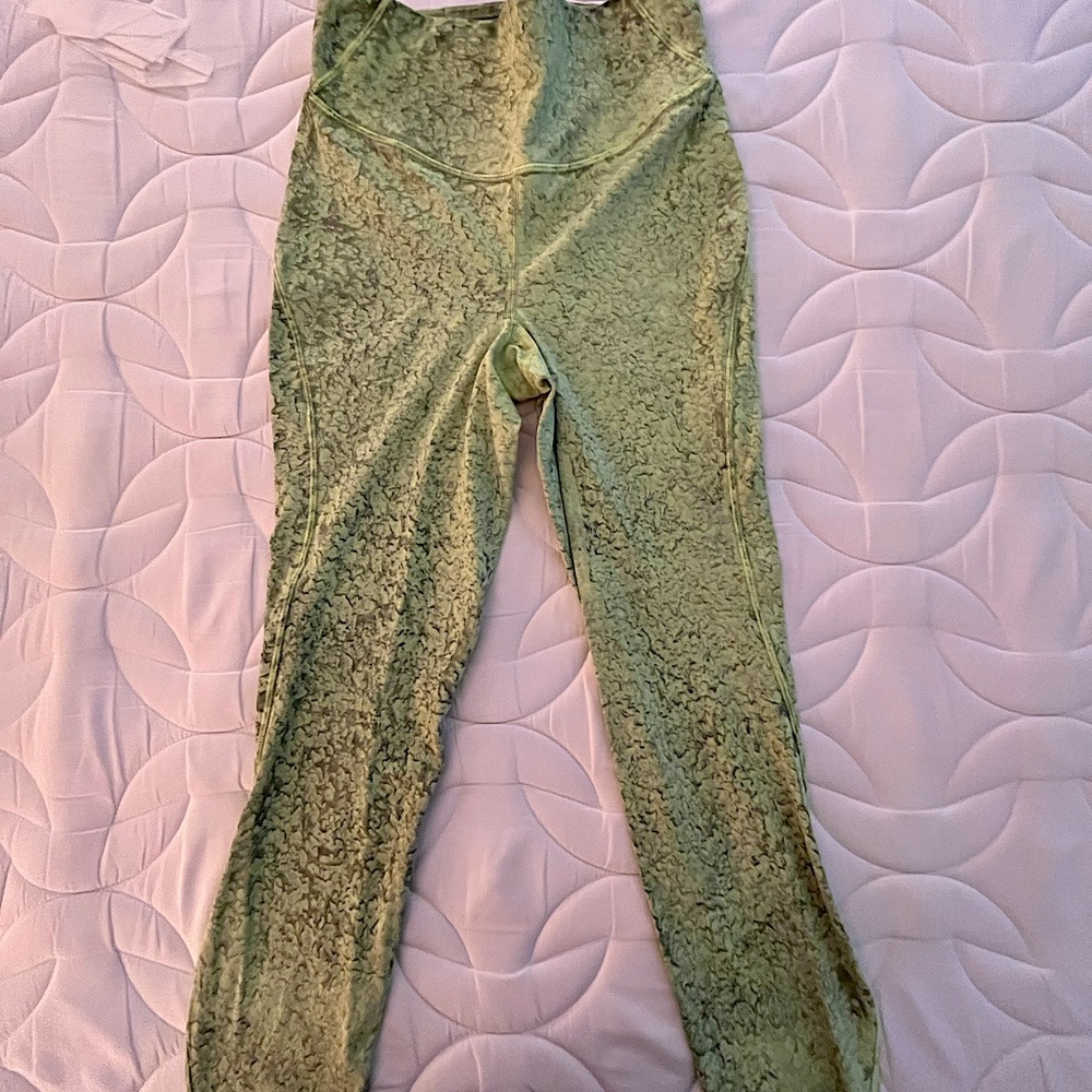 Lululemon Base Pace HR Tight 25" *Wash